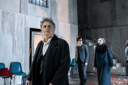 Sei personaggi in cerca d'autore