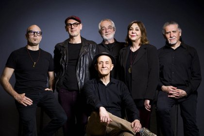 Peppe Servillo<br />Fabrizio Bosso<br />Javier Girotto<br />Rita Marcotulli<br />Furio Di Castri<br />Mattia Barbieri<br /><small>Pensieri e Parole</small>