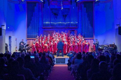 Musica, festa e solidarietà: concerto di Carnevale al Nicolini con il Placentia Gospel Choir