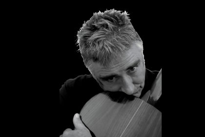 Fred Frith in concert
