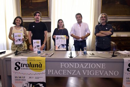 Il circo contemporaneo è Stralunà