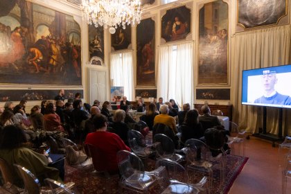 Oltre le nuvole, una mostra, un trittico teatrale e un percorso sonoro sul cielo e le sue metamorfosi