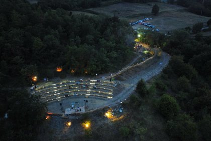 Nuova stagione al Teatro Organico di Travo. Tra gli ospiti anche Invernomuto, protagonisti dell'arte contemporanea internazionale