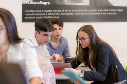 Borsa di studio per il 4° anno di liceo a Rondine Cittadella della pace