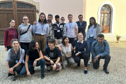 <strong>YouthBank</strong> si fa in quattro e cerca nuovi “banchieri” under 25