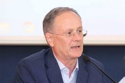 Prof Luigi Cavanna e Prof Alessandro Candido<br /><small>“Cure di prossimità e diritto all’oblio: una nuova idea di dignità”</small>