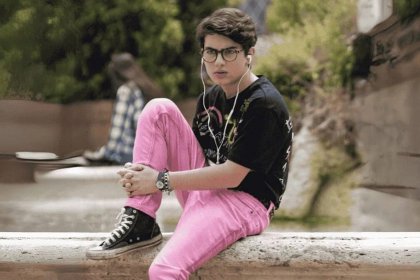 Proiezione del film di Margherita Ferri “Il ragazzo dai Pantaloni Rosa”