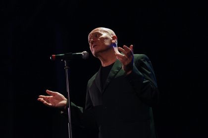 Maurizio Sesenna in «Canzoni stonate»